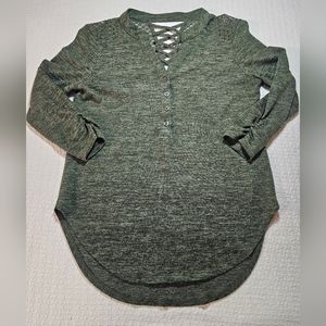 Green 3/4 length sleeve tunic